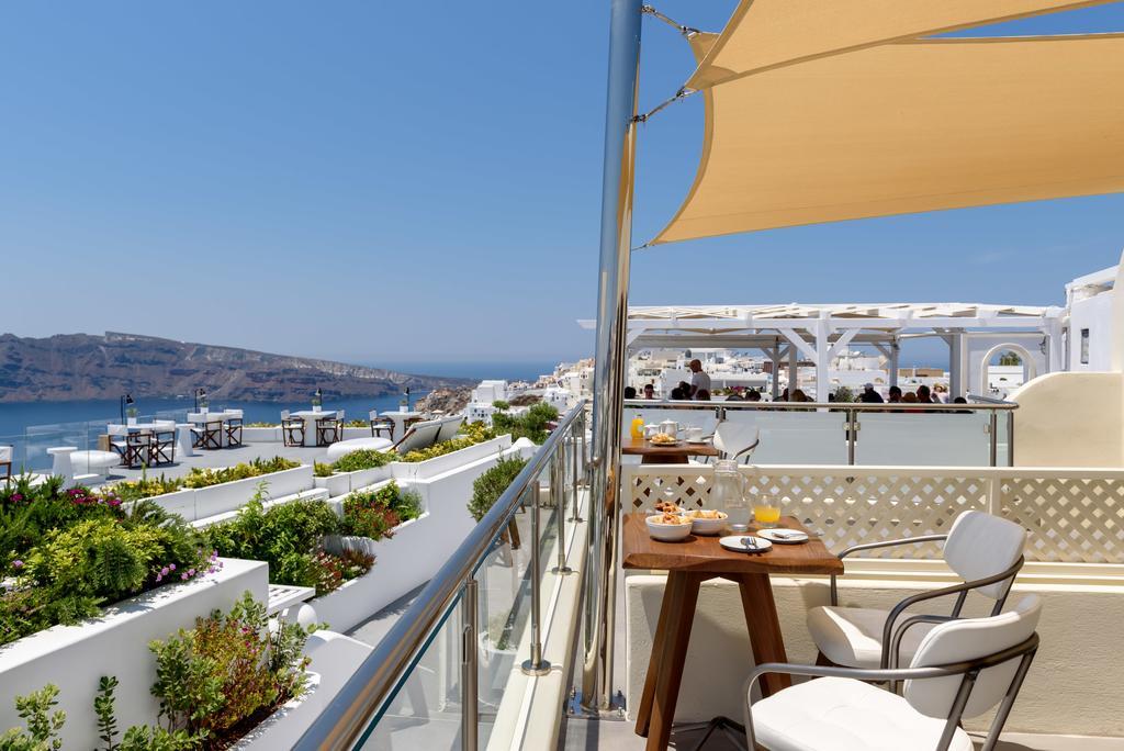 Enalion White Suites Oia Exterior foto